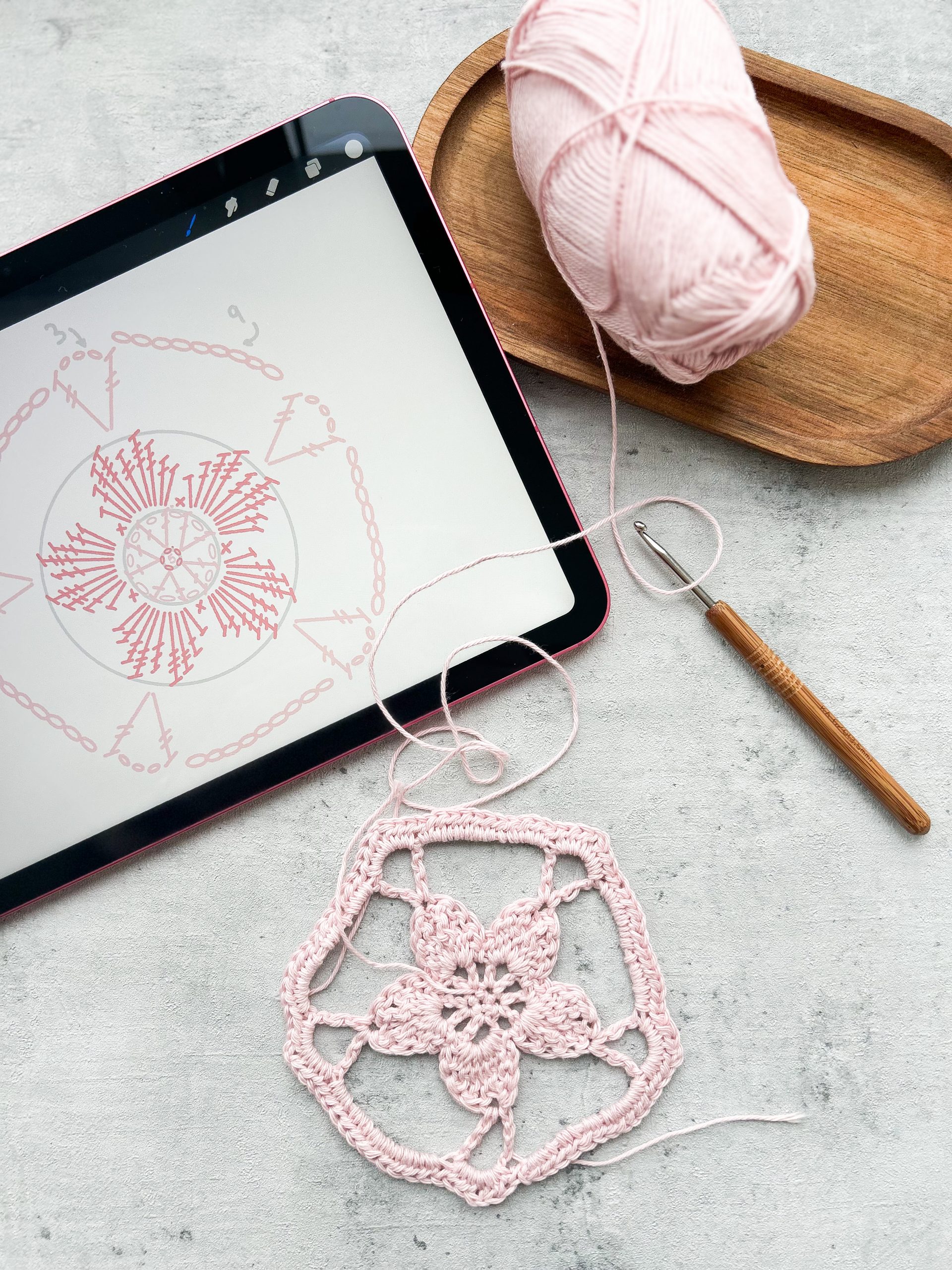 Anleitung für ein Kirschblüten GrannySquare